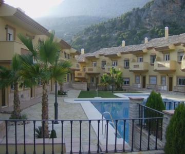 Casa Estacion De Benaojan