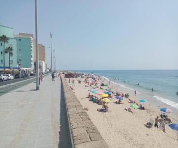 Paseo Marítimo De Cádiz