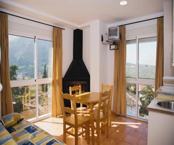 Alojamientos Madrigal