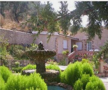 La Casa De La Piscina,ideal Para Familias Y Grupos