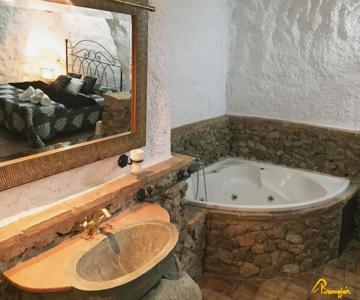 Alojamientos Cuevas Pinomojon