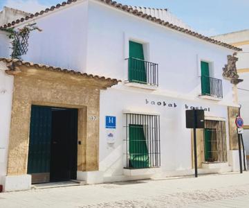 El Baobab Hostel