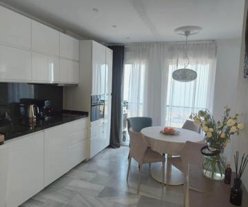 2 Br Beachfront Apartment In Estepona, Malaga.