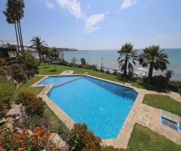 Estepona West Townhouse Bianca