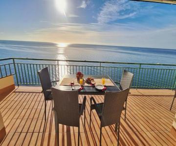 Beach Front Sea View 10th In Fuengirola
