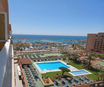 Primera Línea De Playa Y Vista Al Mar En Pyr Fuengirola Estudio