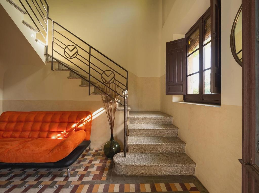Villa histórica con jardín y piscina cerca del centro