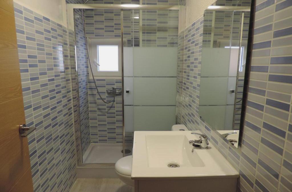 Hostal Cascabel - Granada
