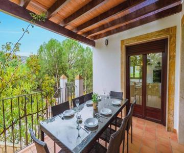 Lake View Villa Iznájar By Ruralidays