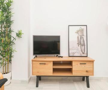 Avila10 - Adults Only