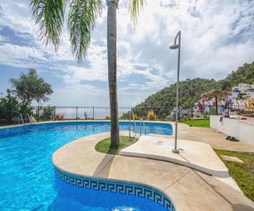 Panoramic Sea View Oasis