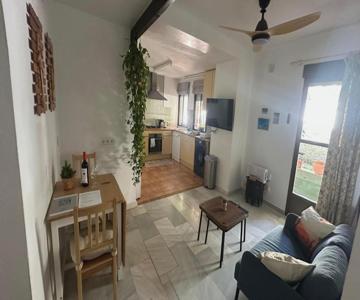 Green By The Bay - La Herradura