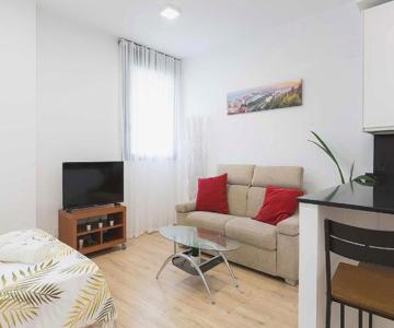 Cosmopolitan Loft & Malaga Beach