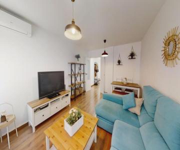 Amazing Center Apartment With 2 Rooms