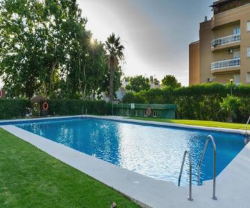 Sun & Luxury At Guadalmar Beach