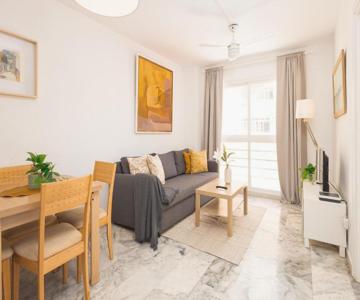 C18 Lovely Apartment In Malagueta Beach