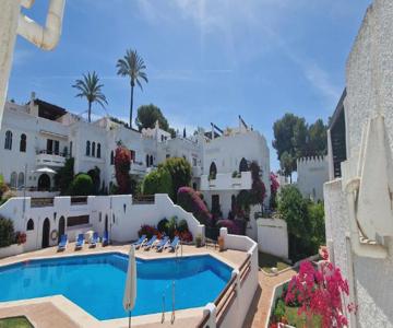 Large 1 Bedroom Apartment Close To Puerto Banus
