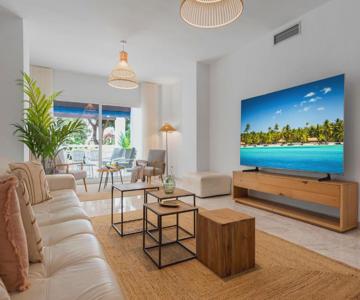 3 Bedroom Pool View Apartment