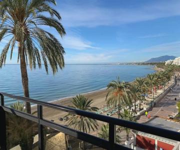 Marbella Beachfront Apartment (434c Skol)