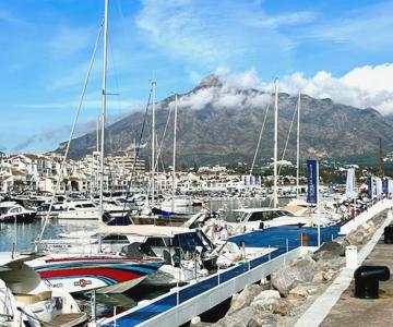 Puerto Banus - 8 Persons - Beach At 100m - Parking