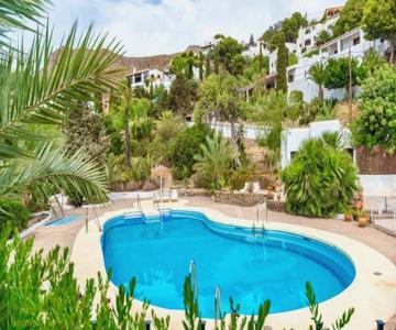 Tranquility Starts Here At Apartment Maria