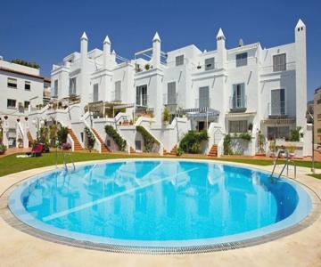 Apartamentos Huertos Canovas Nerja