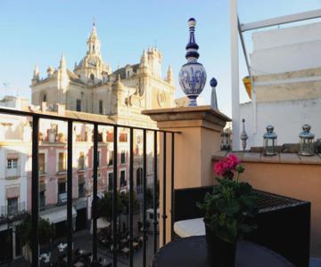 Atico Duplex Plaza Del Salvador