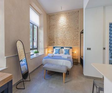 Nine O Clock San Agustin