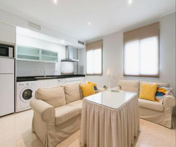 Behouse Reyes Católicos