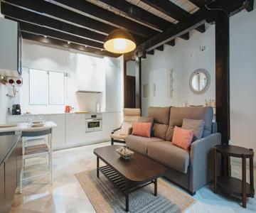 Ad2b Apartment, 300m From Cathedral With 2br