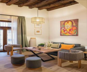 Casa Palacio Bustos Tavera