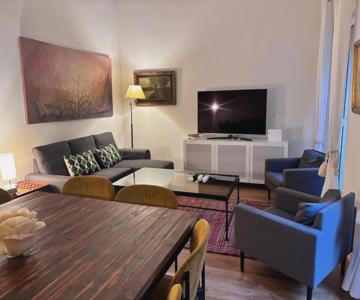 Amplio Y Luminoso Piso