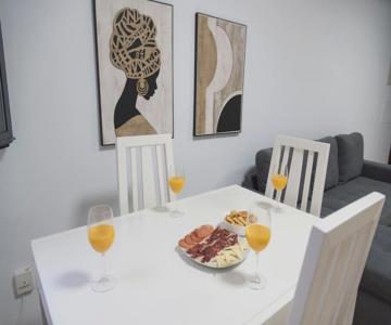 Nightinsevilla Teodosio Free Parking