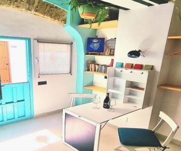 Estudio Centro Con Jardín Compartido