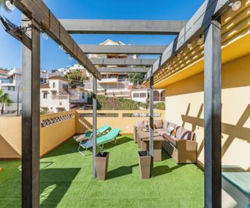 Malagasuite Beautiful Pool & Parking