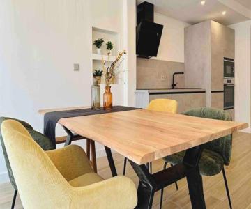 Pepes Suite 3 Habitaciones & Parking