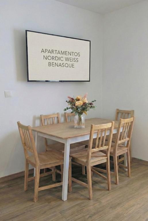 Apartamento Nordic Weiss - Benasque centro - 5 pax