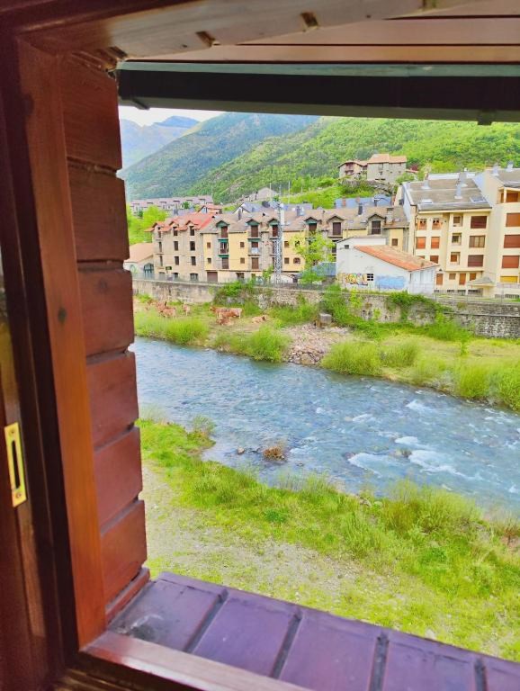 Apartamento Sobremonte: vistas al Rio Gallego