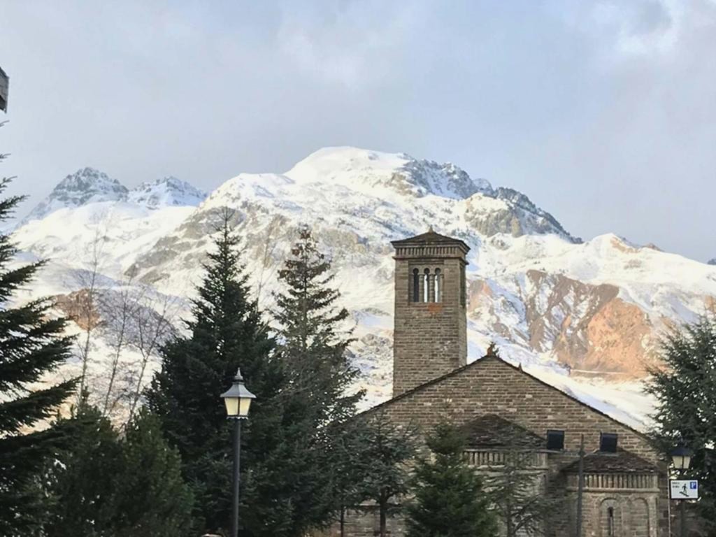 Apartamentos Canfranc 3000
