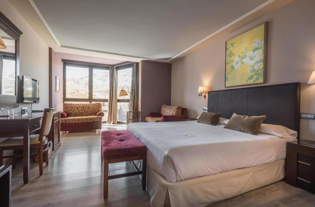 Hotel SNÖ Villa de Sallent 4*