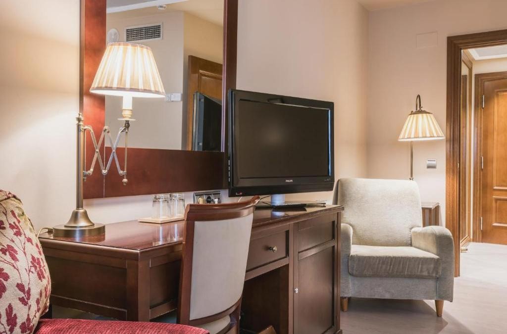 Hotel SNÖ Villa de Sallent 4*