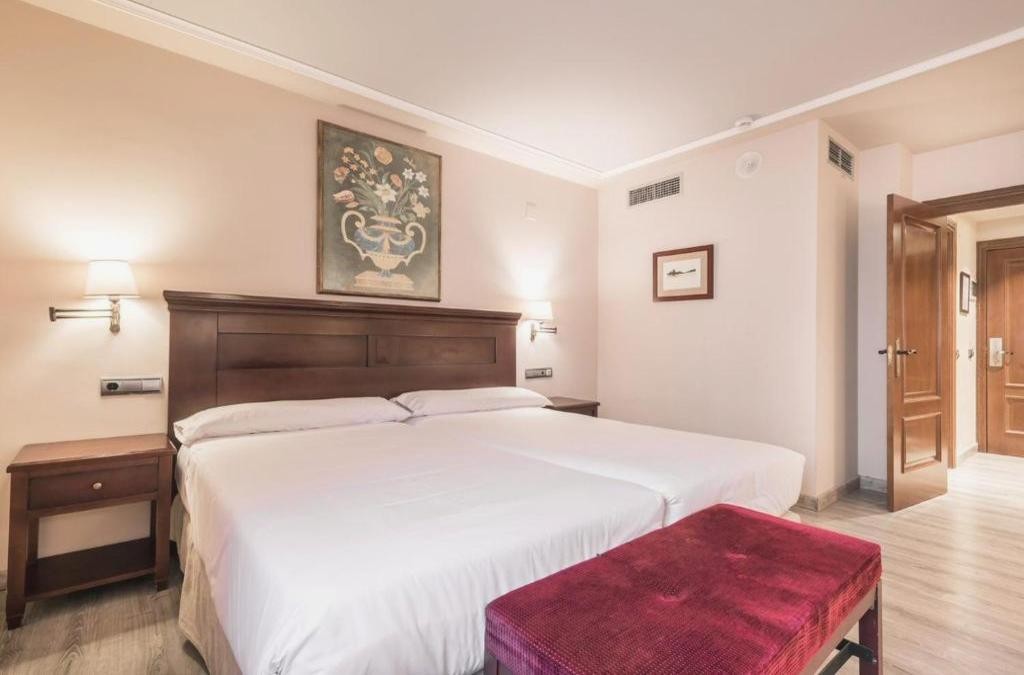 Hotel SNÖ Villa de Sallent 4*