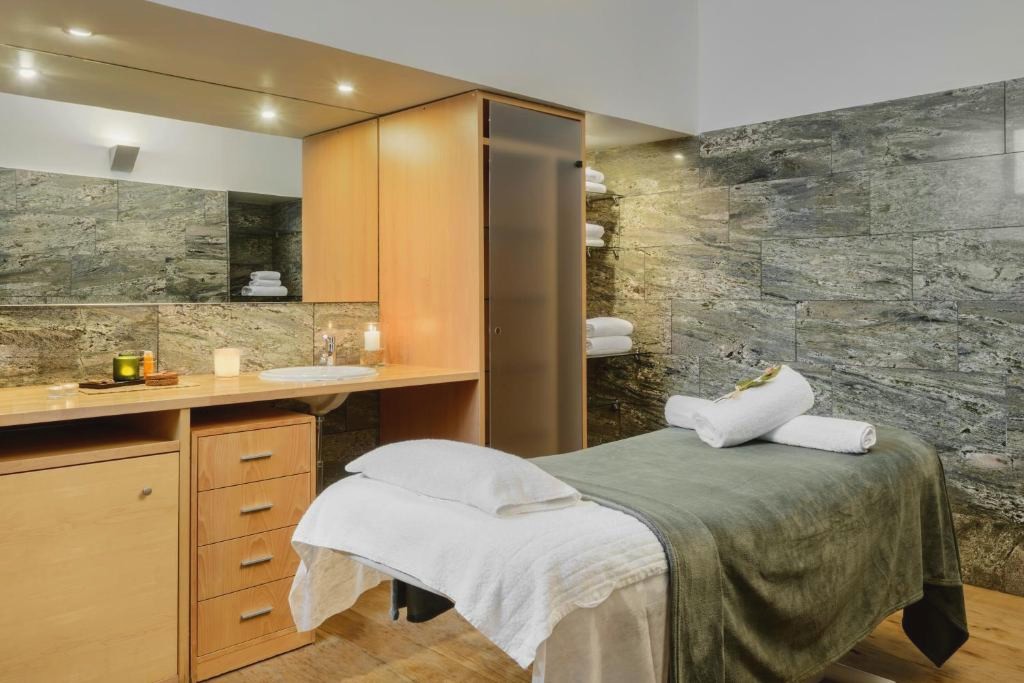 Gran Hotel - Balneario de Panticosa