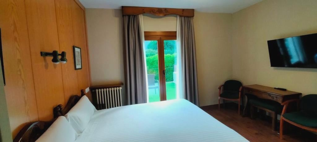 Edelweiss Hotel