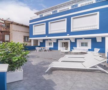 Villa Marta - Apartamentos Céntricos Junto Al Mar