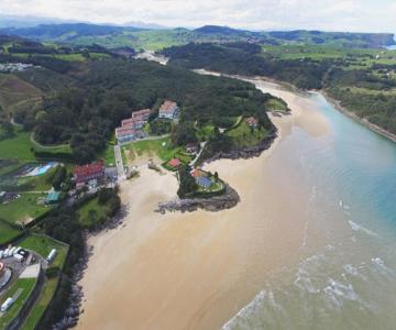 El Encinar De Playa De La Arena