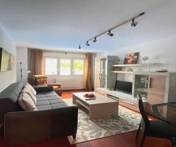 Amplio Piso En Calle Alta