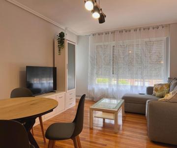 Amplio y céntrico apartamento en Suances