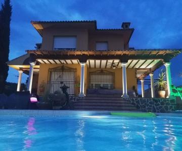 Chalet Con Encanto