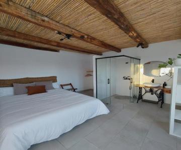 Casa Tía Satur